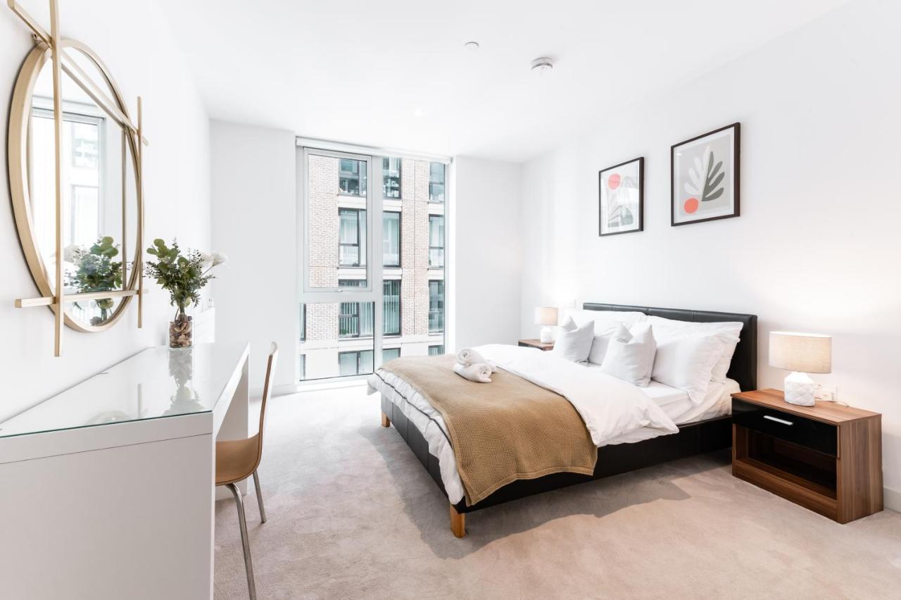 Khayat Homes - The Owelor - Two Bed London Exterior photo